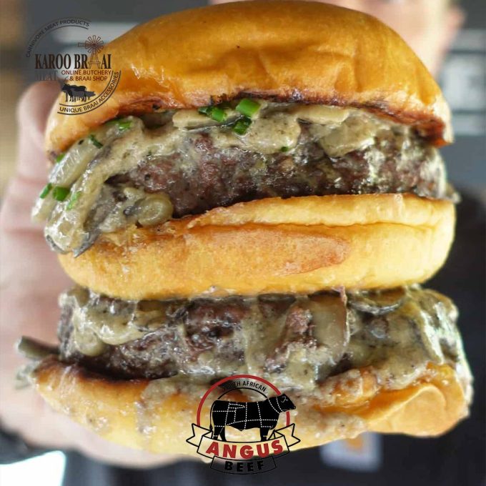 100% Pure Grass Fed Angus Beef 200g Patties (3,2kg - 4 packets of 4)