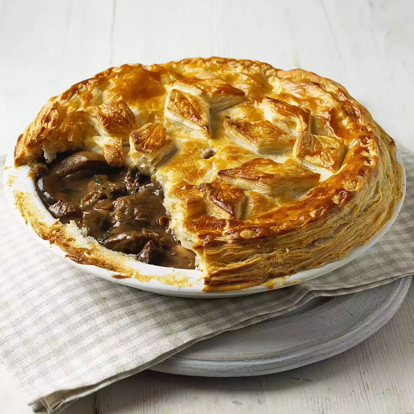 venison-pie-1500-58a7179a5f9b58a3c931f9c0 Rich Venison Pie Recipe by Valentine Warner